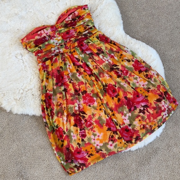 Strapless Ruched Babydoll Floral Dress - Picture 5 of 6